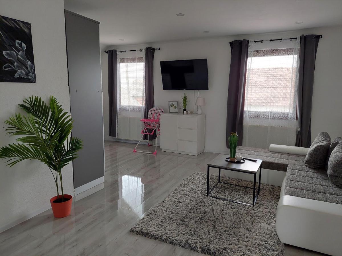 Apartman Pavenka Оточац Экстерьер фото